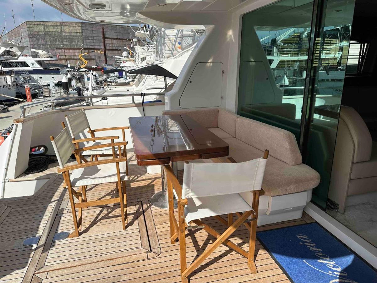 Yacht 20Metros Otel Sant Adria de Besos Dış mekan fotoğraf