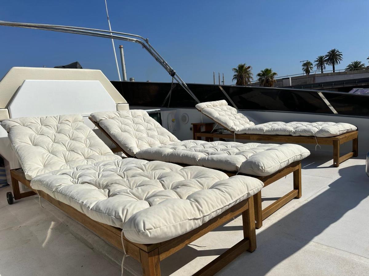 Yacht 20Metros Otel Sant Adria de Besos Dış mekan fotoğraf