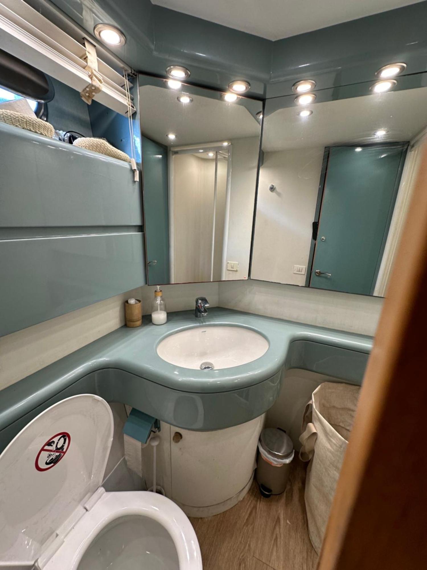 Yacht 20Metros Otel Sant Adria de Besos Dış mekan fotoğraf