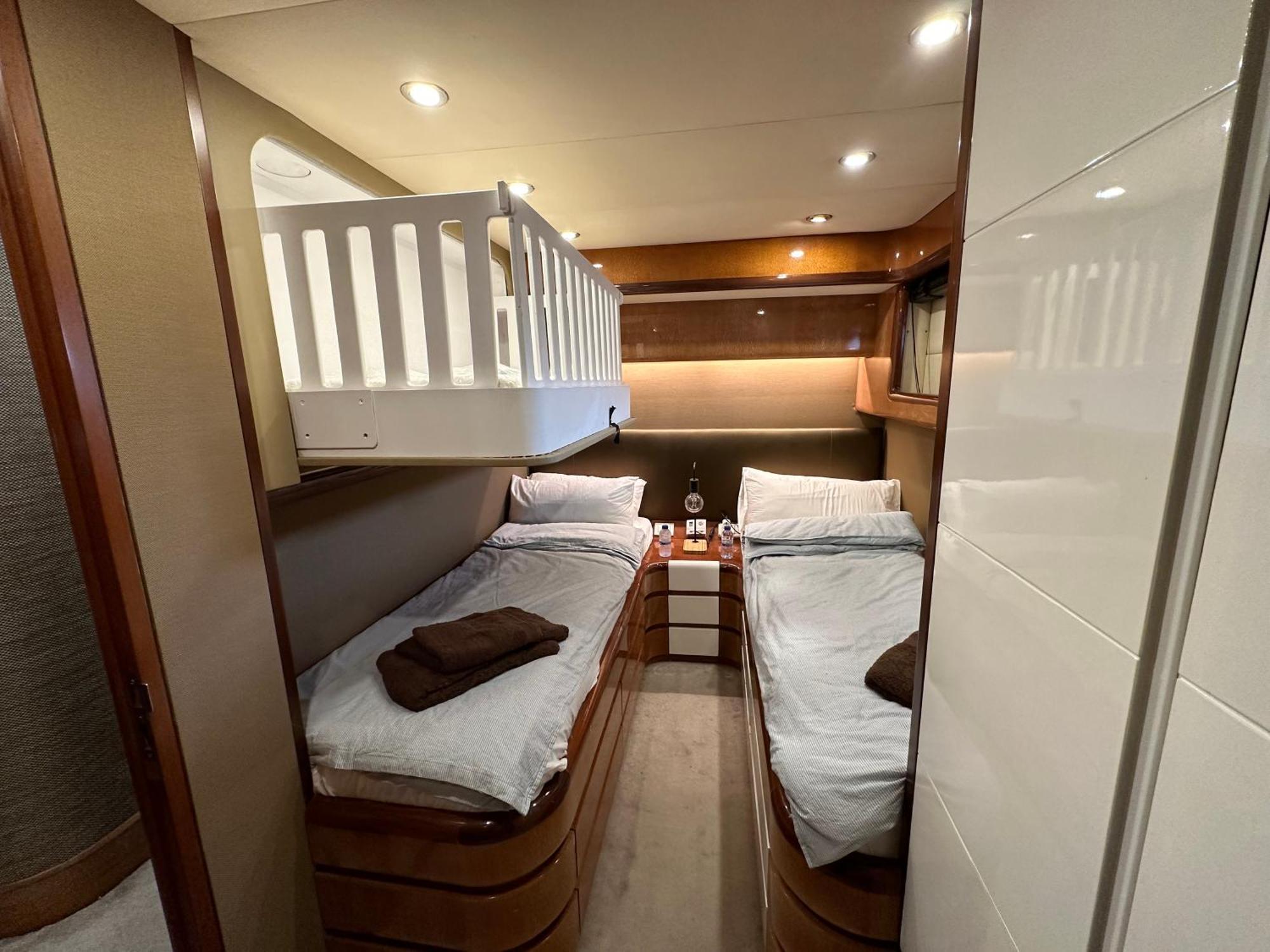 Yacht 20Metros Otel Sant Adria de Besos Dış mekan fotoğraf